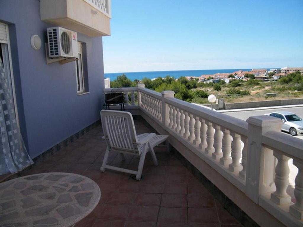 Апартаменты Apartamento Frente Al Mar En Alcossebre Экстерьер фото